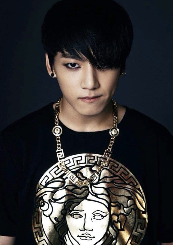 2013 – Debut como o Golden Maknae